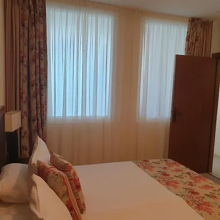 Sunset C8-24 Apartamento *