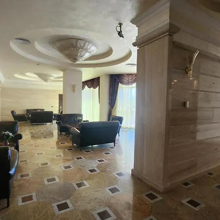 Sunset C8-24 アパート