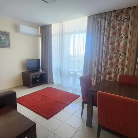 Sunset C8-24 Apartment