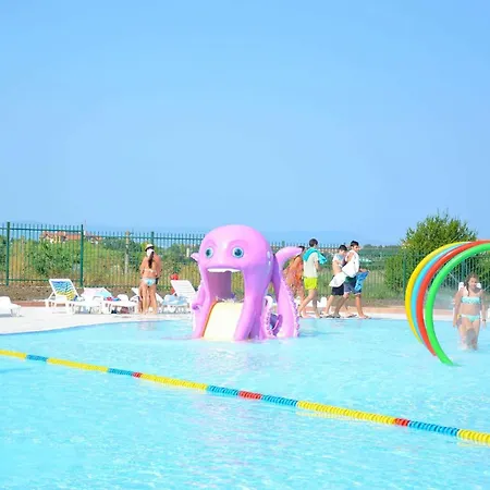 アパート Sunset C8-24 *